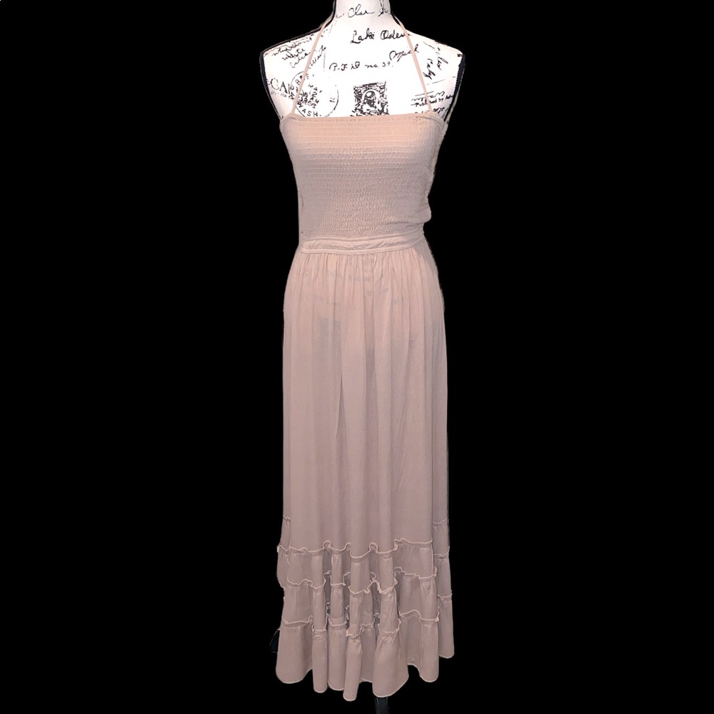 R. Vivimos    -   Dress